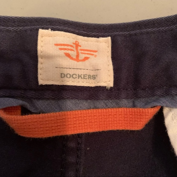 Men’s Dockers Khakis - Picture 2 of 7
